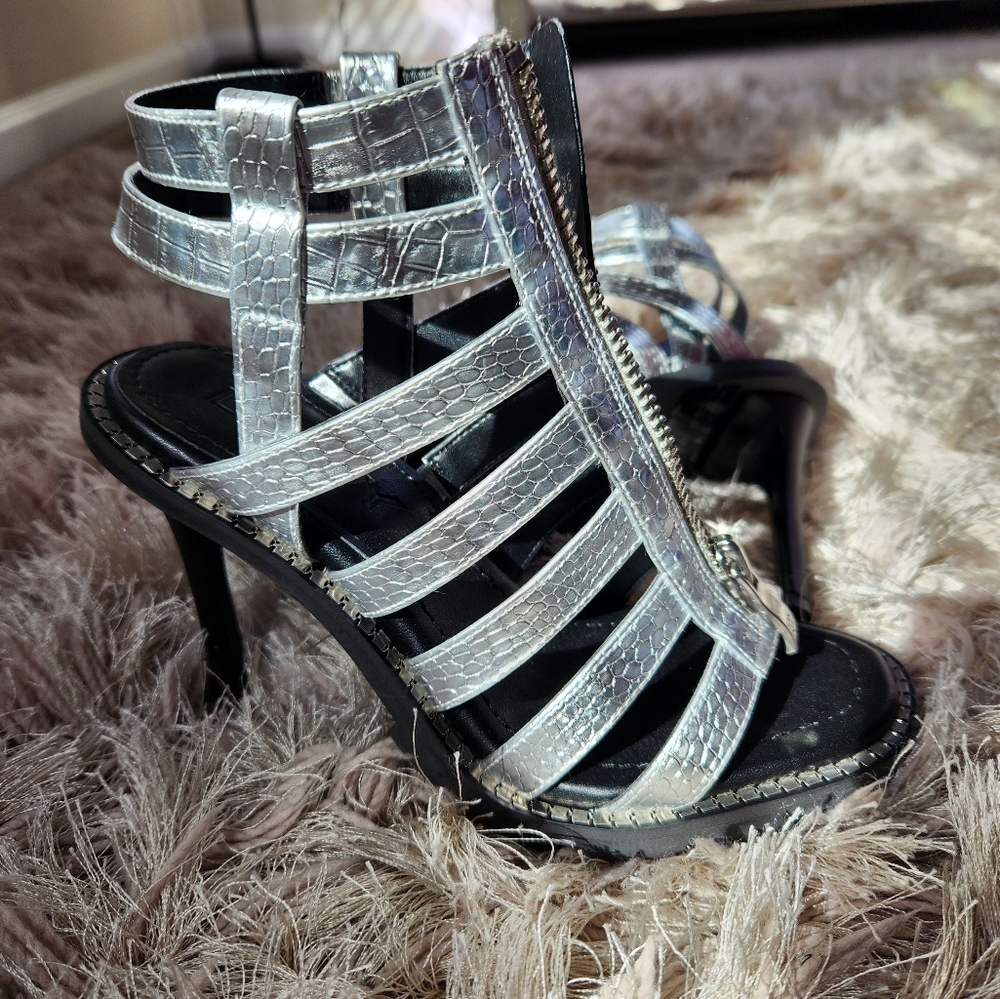 DKNY Ralina Womens Faux Leather Zipper Heel Sandals
